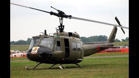 Uh-1 huey helicopter - lassairan