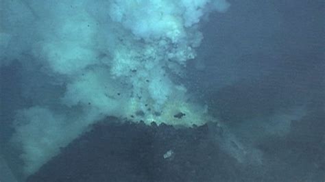 Geysers spawn at the bottom of the Ocean, replacing the Magma Blocks ...