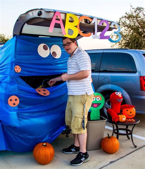 trunk or treat - Google Search | Halloween, Character