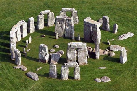 Stonehenge Inner Circle Tours from London, Salisbury Stonehenge Inside ...