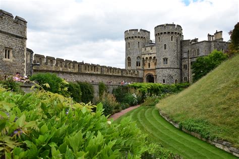 Windsor Castle Gardens Free Stock Photo - Public Domain Pictures