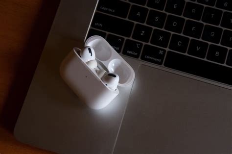 Are AirPods Pro Actually Noise Cancelling? All Modes Explained