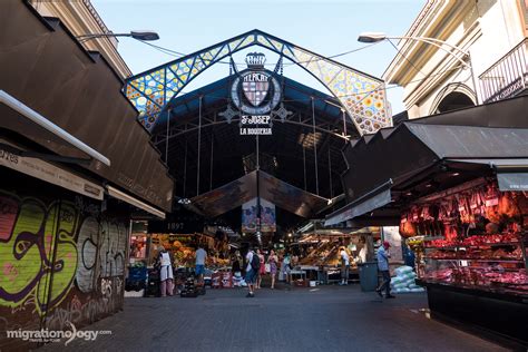 La Boqueria Barcelona: Incredible Food You Don't Want to Miss