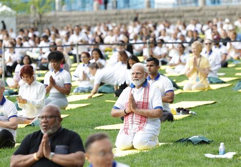 PM Modi led UN Yoga Day celebration makes to Guinness World Record book ...