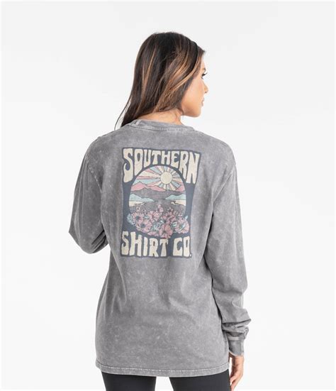 Shop Sale / Women / T-Shirts| Southern Shirt