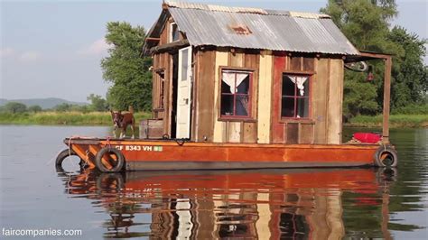 Mississippi River Shanty Boats - Lloyd's Blog