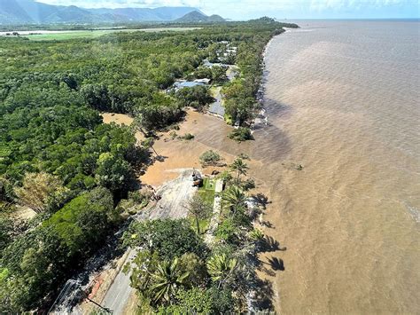 Cairns Council Offers Aid for Severe Flood Victims | Mirage News