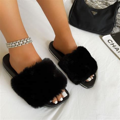 Candyfloss Black Fluffy Faux Fur Slippers | SIMMI London