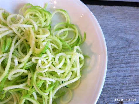 Zucchini Noodles - 2 Bees in a Pod