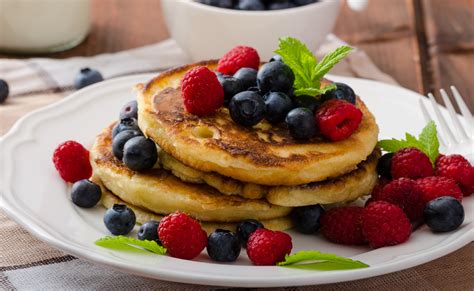 Pancakes With Fruits Wallpapers High Quality | Download Free