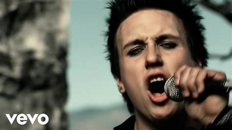 Papa Roach - Scars (Official Music Video) Chords - Chordify