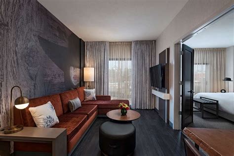 Hyatt Centric The Woodlands Rooms: Pictures & Reviews - Tripadvisor