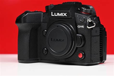 Panasonic GH6 Review & In-Depth User Guide - Newsshooter