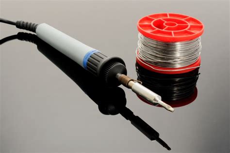 How to Use a Soldering Iron : Content Rally