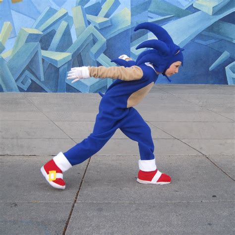 Sonic The Hedgehog inspired boys costume sizes4-5 6-8