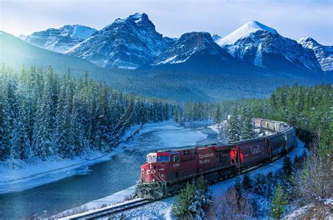 Canada Train Winter - 2048x1360 Wallpaper - teahub.io