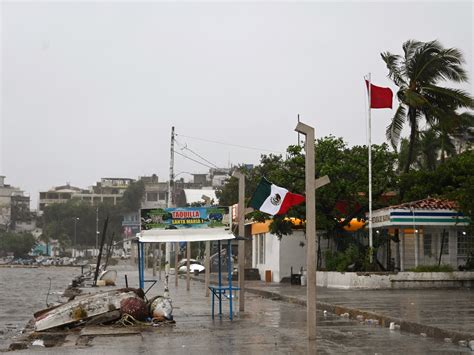 Hurricane John strikes Mexico’s Pacific coast south of Acapulco ...