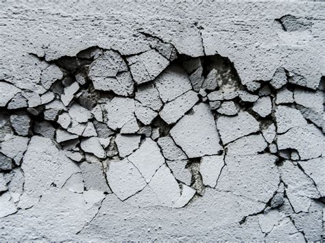 Types Of Wall Cracks Commonly Found In Homes | Home Improvement Partners