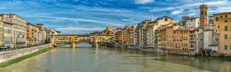 Florence Ponte Vecchio sunset view panorama landscape 17235120 Stock ...