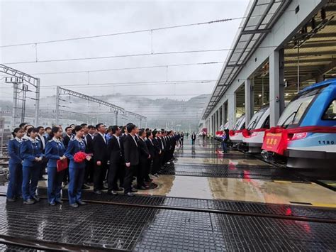 Chengdu opens express metro | Metro Report International | Railway ...