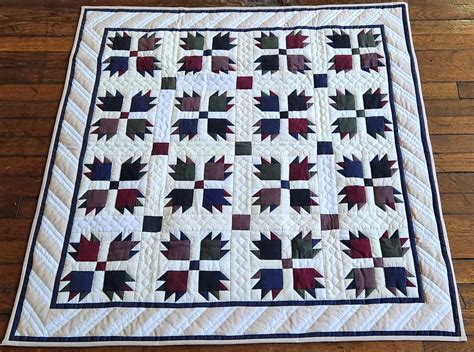 Indiana Amish Bear Paw Prints Quilt | Indiana Amish Quilts