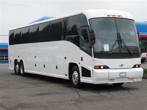 Northwest Bus Sales, Inc 2005 MCI J4500 56 Passenger Coach Bus- C62783