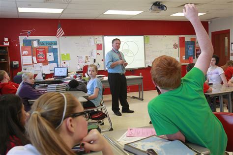 Bowling Green students gain a worldly view - The Blade