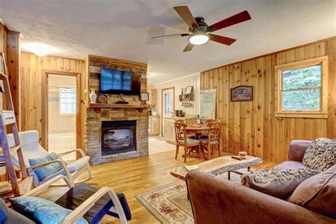 Linville Falls Vacation Rentals & Homes - North Carolina, United States ...