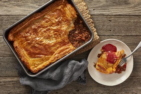 Family Aussie Beef Pie — Farm to Fork | Aussie beef, Beef pies, Recipes