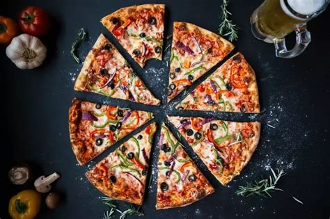 21 Best Pizza Places In Bangalore For 2022 | Curly Tales