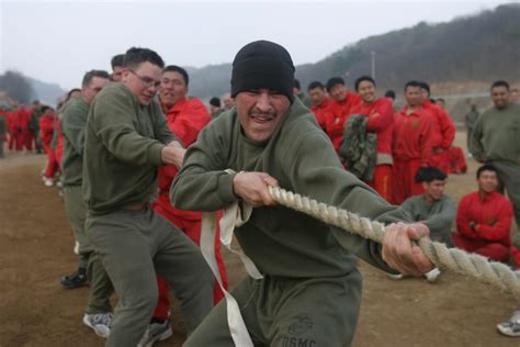 Tug-of-war | Teams comprised of U.S. and ROK Marines face of… | Flickr