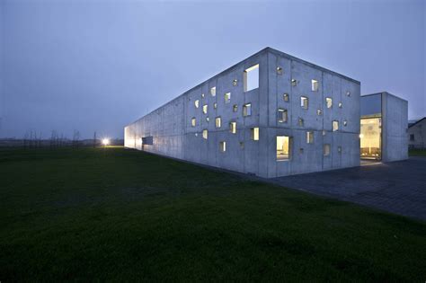 火葬场 / Architectural Bureau G.Natkevicius & Partners | ArchDaily