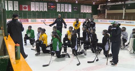 Saskatchewan Huskies women’s hockey team off to a strong start ...