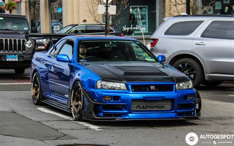 Nissan Skyline R34 GT-R V-Spec - 13 January 2020 - Autogespot