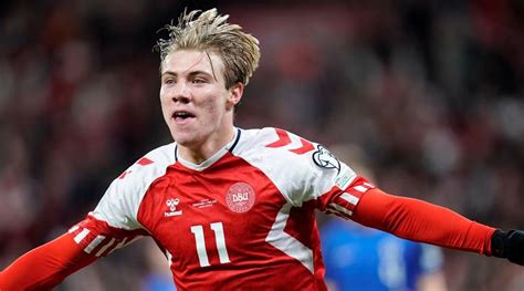 Manchester United agree to sign Denmark’s Rasmus Hojlund from Atalanta ...