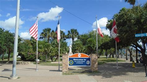 BROWNSVILLE, TEXAS, USA - MATAMOROS, MEXICO BORDER CROSSING - YouTube