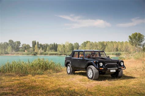 1986-1993 Lamborghini LM002 - Luxury SUV Review - Automobile Magazine