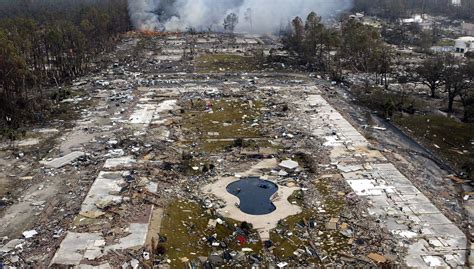 Hurricane Katrina Photos, Videos and Information - The Aftermath of ...