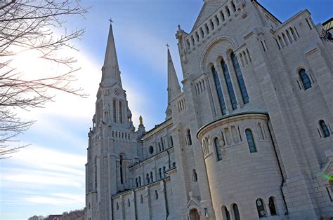 Basilica of Sainte-Anne de Beaupré | Basilica of Sainte-Anne… | Flickr