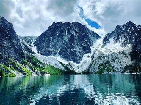 One of the most amazing views Ive ever seen - Colchuck Lake Washington ...