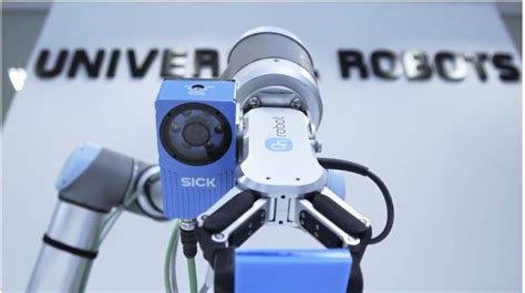 Universal Robots and SICK head towards the Smart Factory of the future