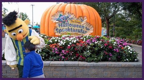 Sesame Place Halloween Spooktacular - YouTube