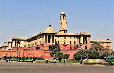 New Delhi Capitol Complex: From Edwin Lutyens & Herbert Baker On To ...