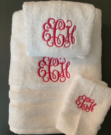 Monogrammed Bath Towel Set Monogrammed 3 Piece Towel Set - Etsy