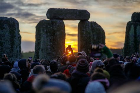 Winter Solstice at Stonehenge 2022 - all you need to know