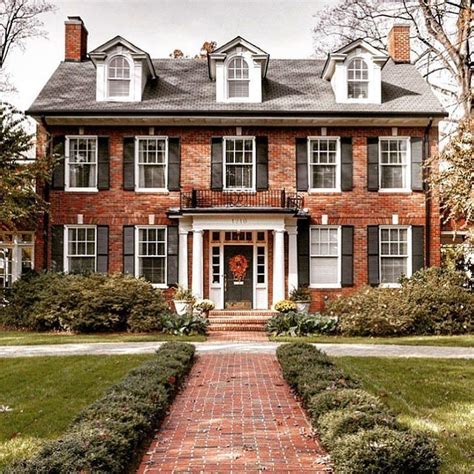 34 Impressive Brick House Exterior Design Ideas That You Definitely ...