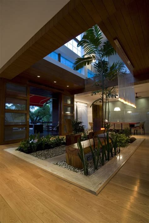 Modern Zen designed house in India: N85 Residence | Modern zen, Luxury ...