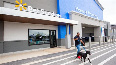 Walmart Opens First-Ever Pet Services Center in Dallas, Georgia