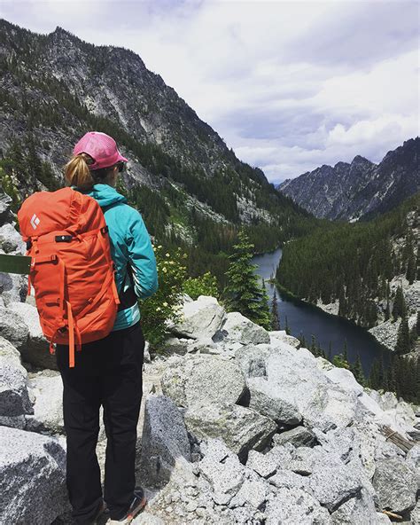 Complete Guide to Hiking the Enchantments - Mountain Lovely