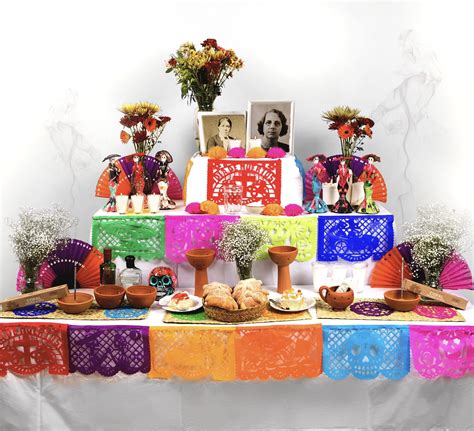 Dia De Los Muertos Altar Ideas For School